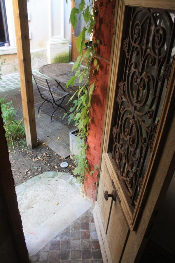 Le Refuge Des Cordeliers Apartman Laon Kültér fotó