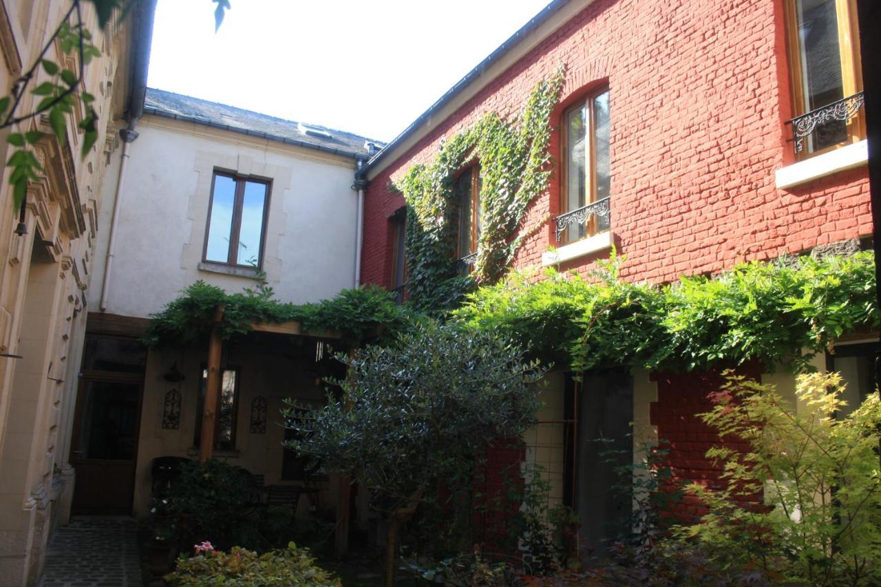 Le Refuge Des Cordeliers Apartman Laon Kültér fotó