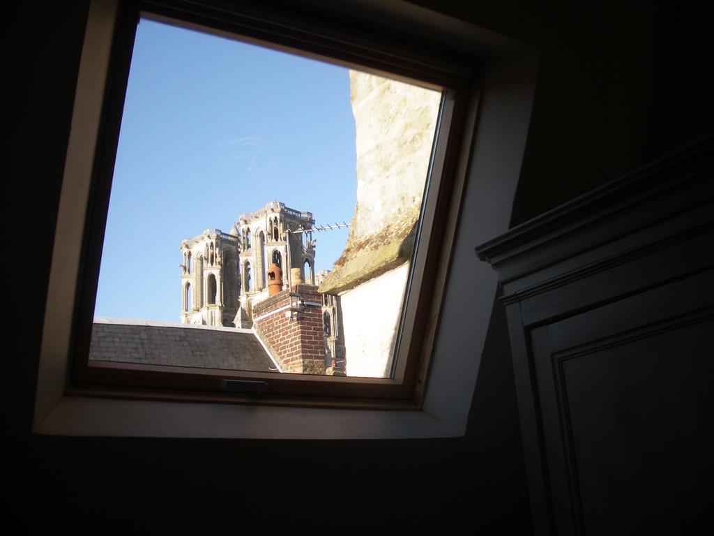 Le Refuge Des Cordeliers Apartman Laon Szoba fotó